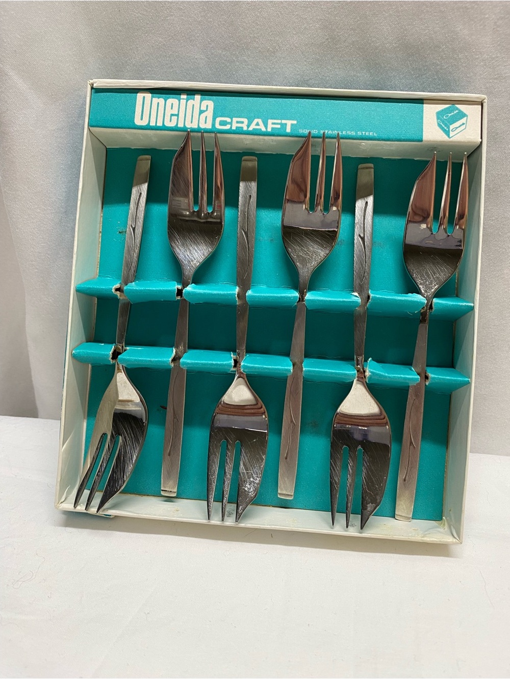 * 1971 Oneida Craft Capistrano Stainless Steel Dessert Pastry Forks 6 Original